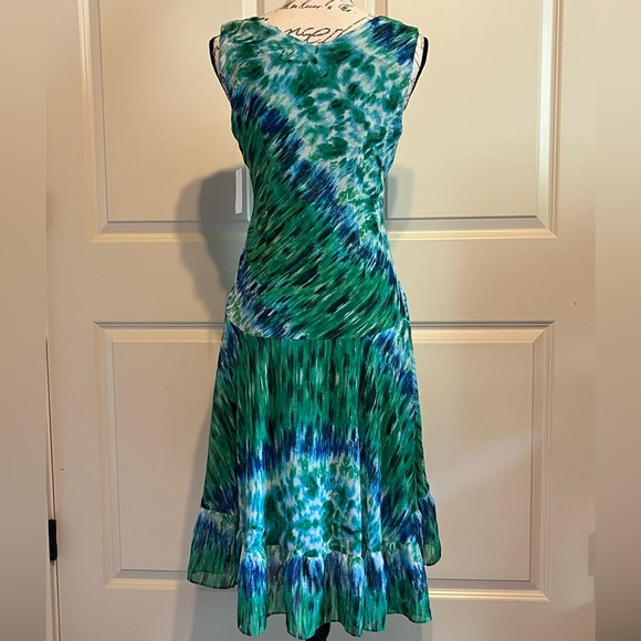 NWT Chris McLaughlin Green Summer Dress - size 4 - Picture 2 of 6